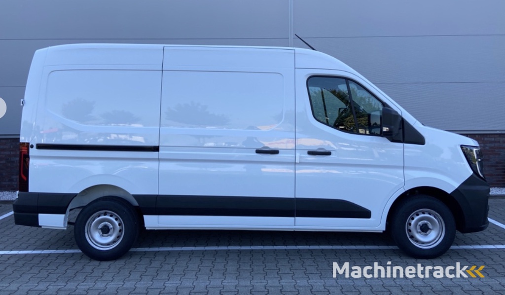 Renault Master T35 2.0 dCi 130 L2H2 Start Carplay / Camera / Airco
