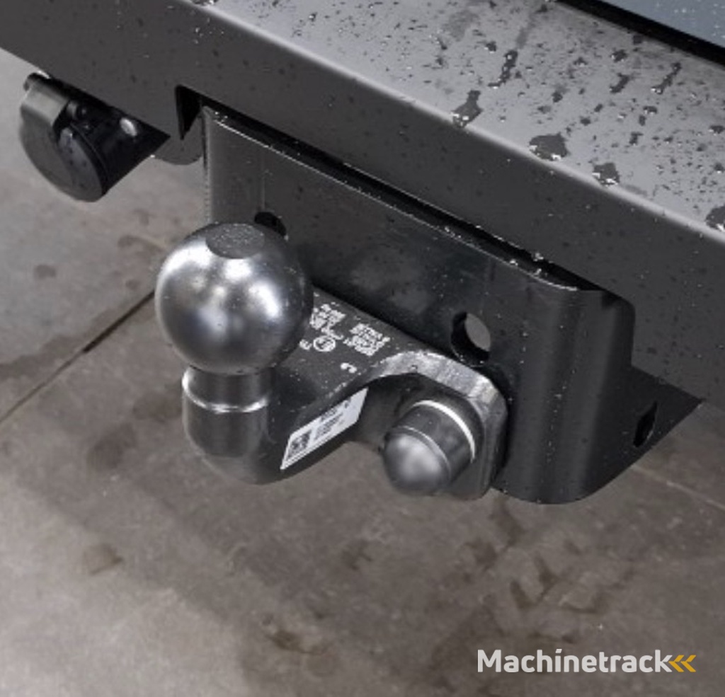 Renault Master T35 2.0 dCi 130 L2H2 Advance Camera / Laadruimte betimmering / Trekhaak / All season