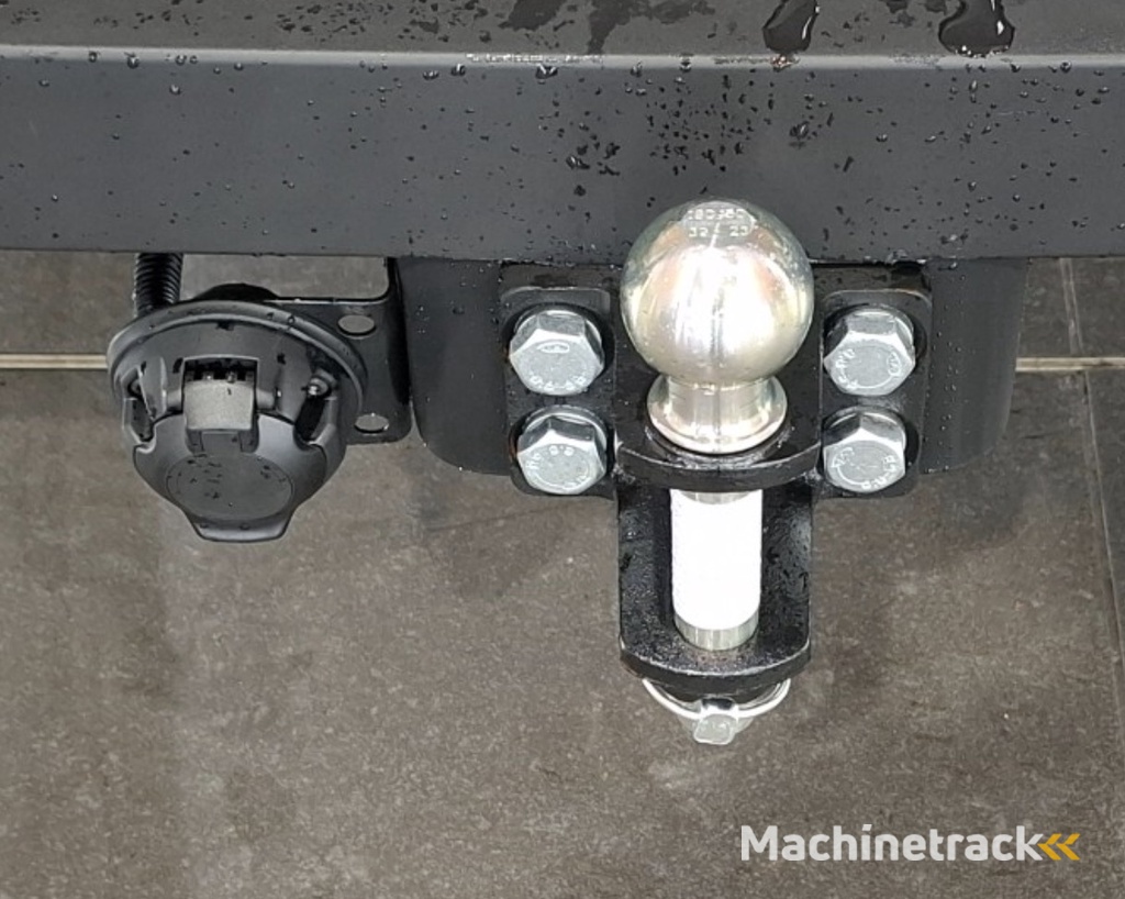 Renault Master T35 2.0 dCi 170 L2H2 Extra Laadruimte betimmering / 2 keer schuifdeur / Trekhaak / All season