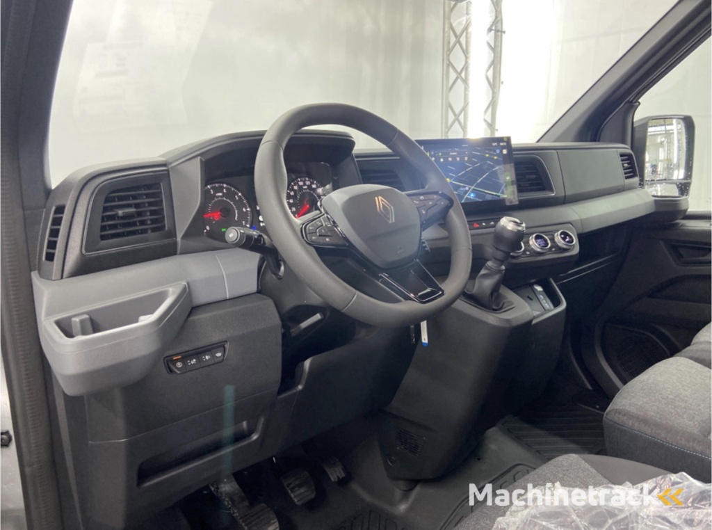 Renault Master T35 2.0 dCi 170 L3H2 Extra Laadruimte pakket / Trekhaak / Navigatie / All season