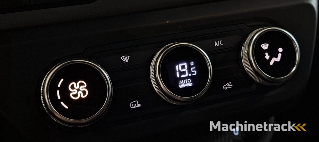 Renault Master T35 2.0 dCi 150 L3H1 Advance Bakwagen Carplay / El. achterklep / Airco / All season