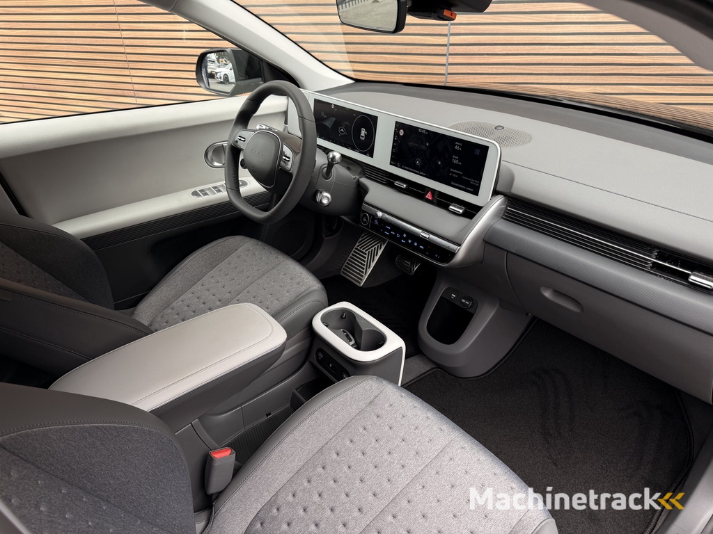 Hyundai IONIQ 5 Connect 58 kWh Camera / Bose / Winterpack / 19"lm velg / led / Carplay