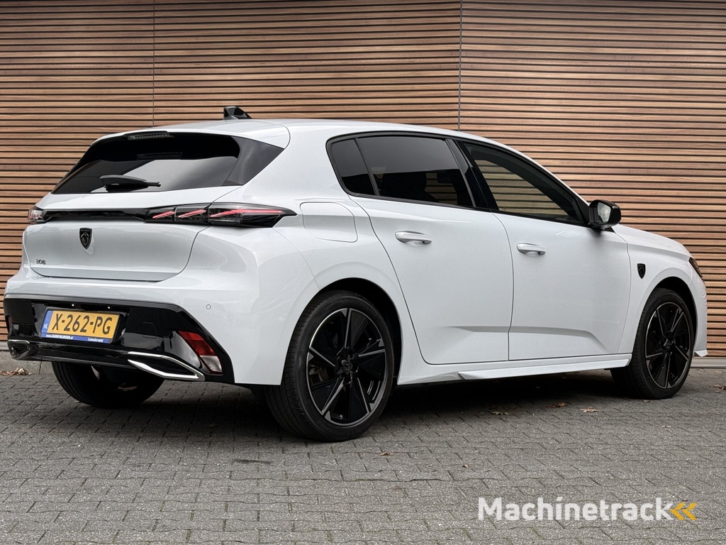 Peugeot e-308 GT First Edition EV 54 kWh Stoel & Stuur verwarming / Navi / Camera / Clima / 18Inch