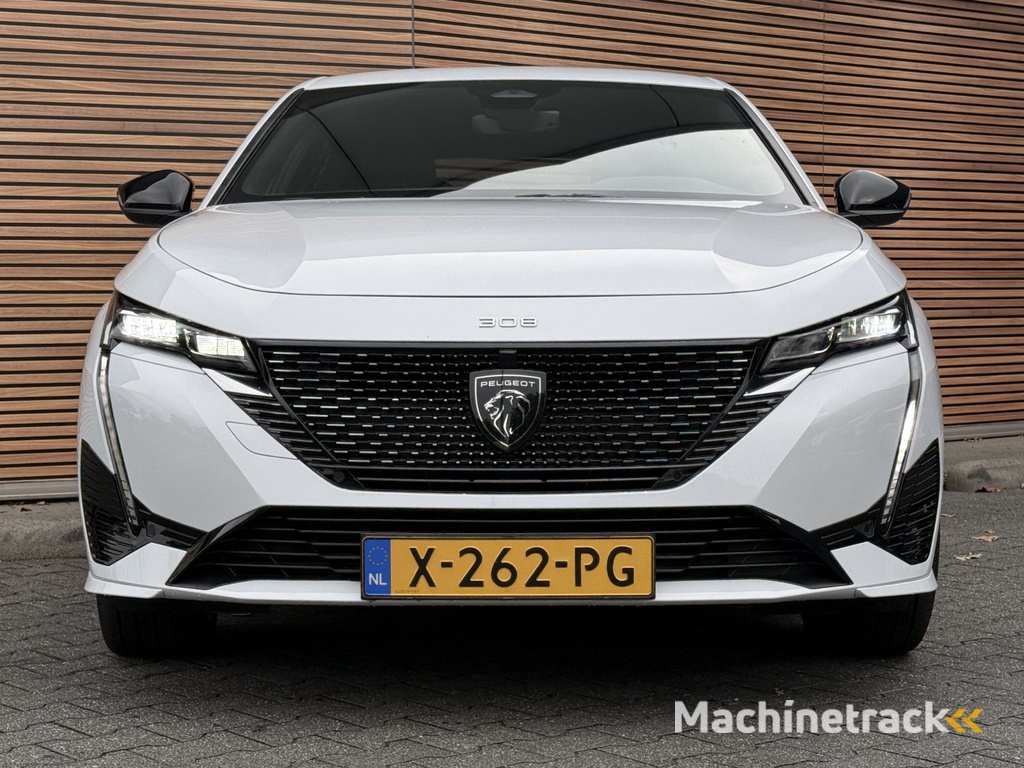 Peugeot e-308 GT First Edition EV 54 kWh Stoel & Stuur verwarming / Navi / Camera / Clima / 18Inch