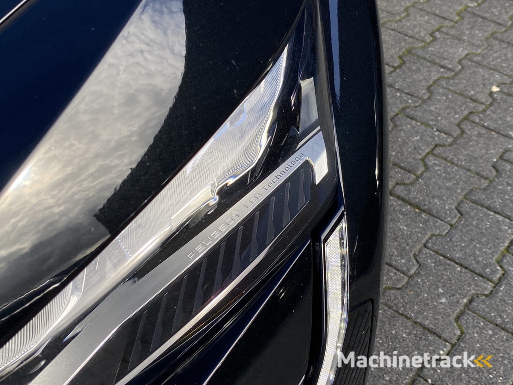 Peugeot 408 1.2 Hybrid 136 e-DCS6 Allure Camera / Navigatie / Cruise