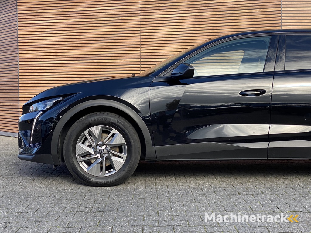 Peugeot 408 1.2 Hybrid 136 e-DCS6 Allure Camera / Navigatie / Cruise