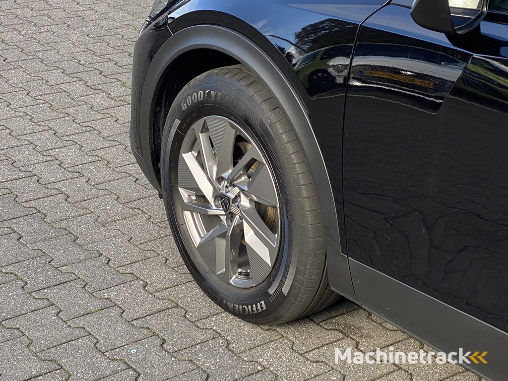 Peugeot 408 1.2 Hybrid 136 e-DCS6 Allure Camera / Navigatie / Cruise