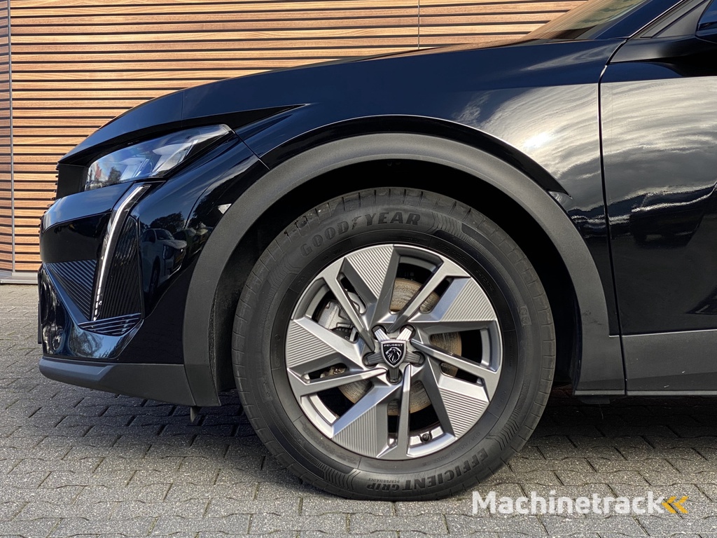 Peugeot 408 1.2 Hybrid 136 e-DCS6 Allure Camera / Navigatie / Cruise