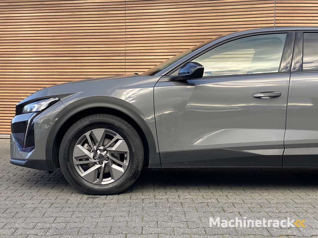 Peugeot 408 1.2 Hybrid 136 e-DCS6 Allure Camera / Navigatie / Cruise