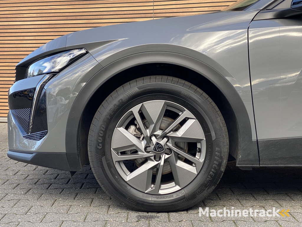 Peugeot 408 1.2 Hybrid 136 e-DCS6 Allure Camera / Navigatie / Cruise