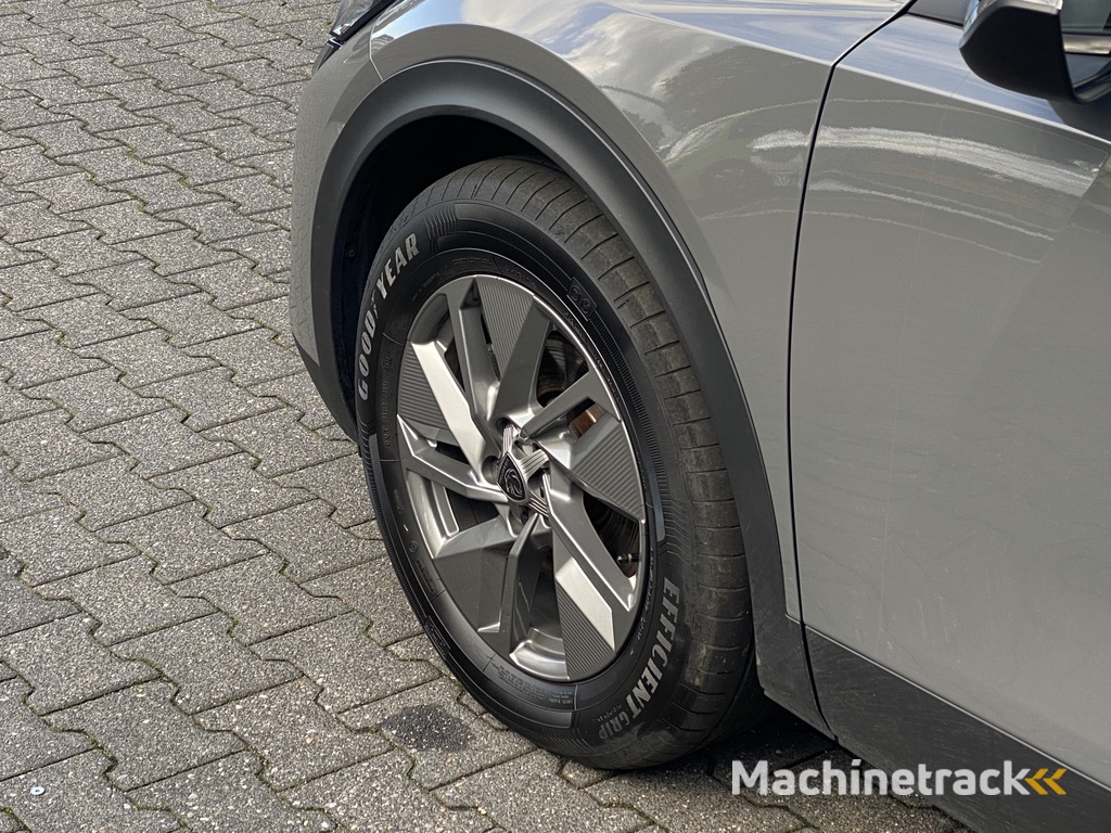 Peugeot 408 1.2 Hybrid 136 e-DCS6 Allure Camera / Navigatie / Cruise