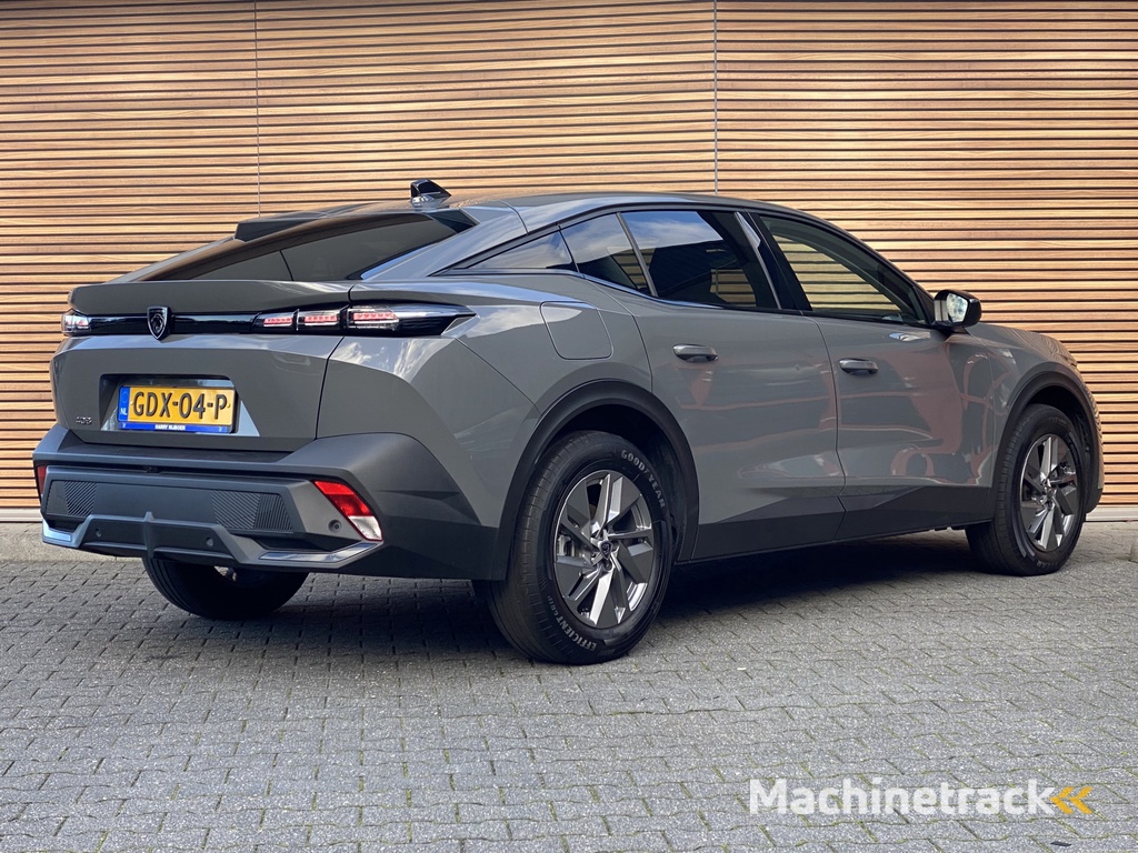 Peugeot 408 1.2 Hybrid 136 e-DCS6 Allure Camera / Navigatie / Cruise