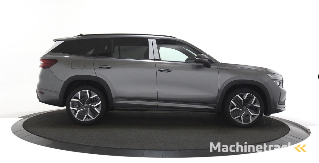 ŠKODA Kodiaq 1.5 TSI MHEV Sportline Business Trekhaak / Winterpakket / Camera