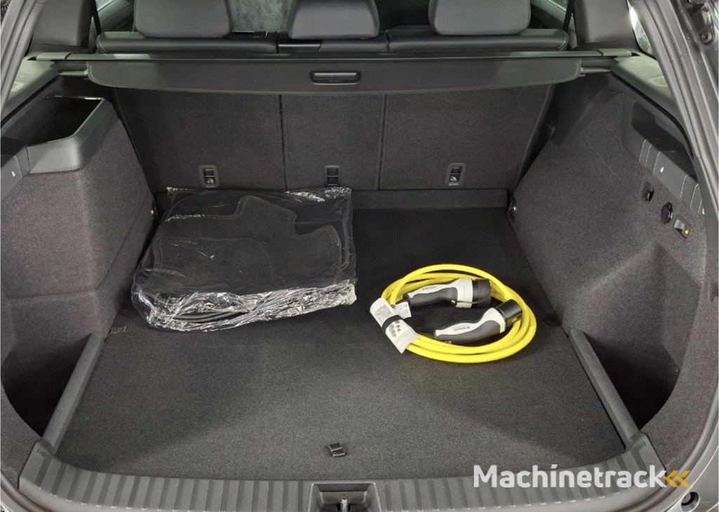 ŠKODA Kodiaq 1.5 TSI MHEV Sportline Business Trekhaak / Winterpakket / Camera