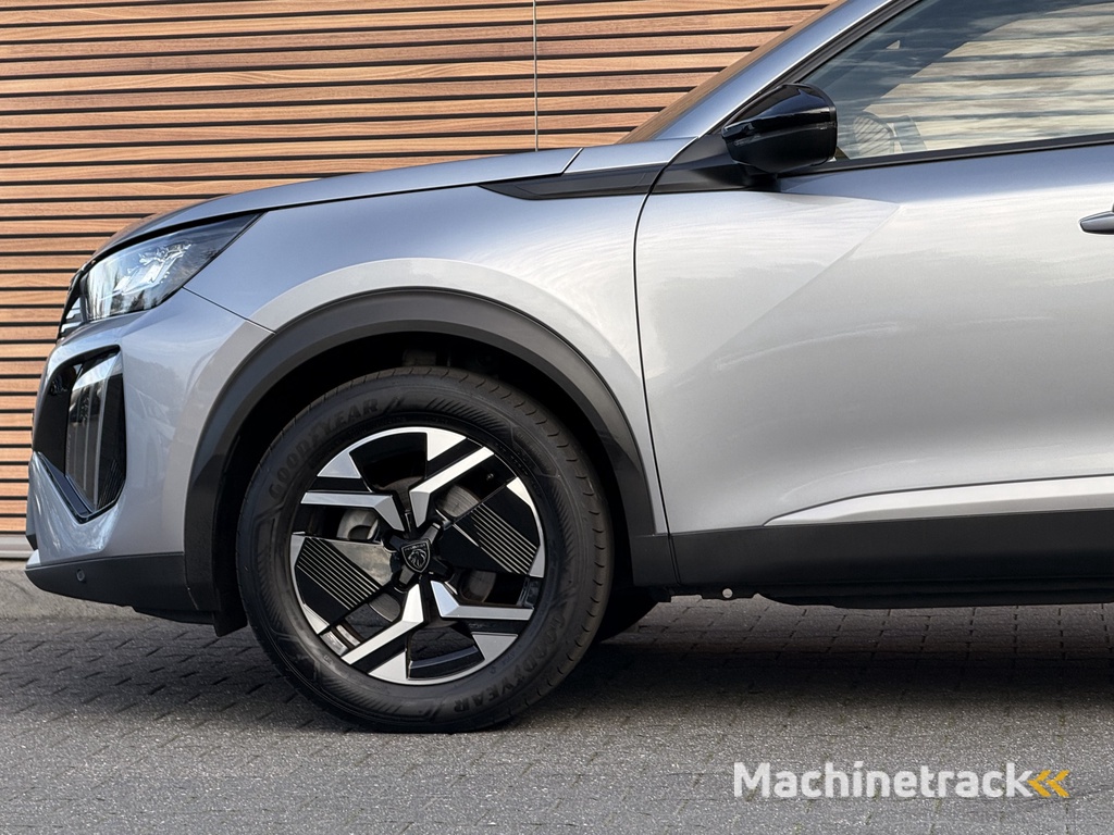 Peugeot 2008 1.2 PureTech 100 Allure Camera / Carplay / Navigatie