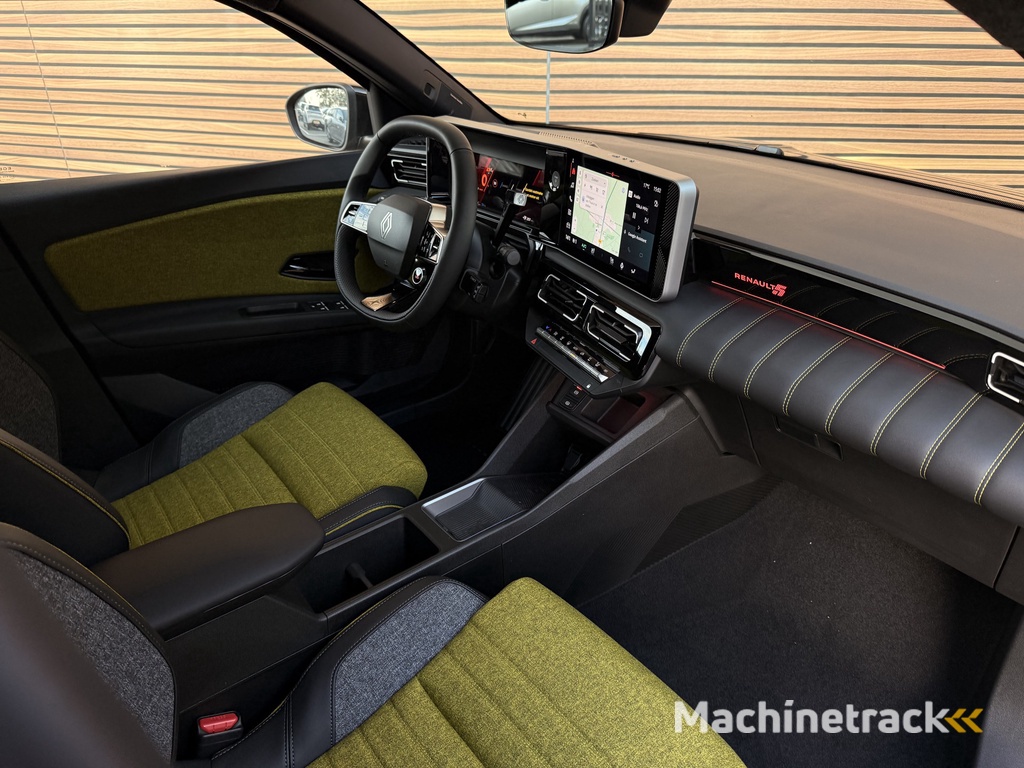 Renault 5 comfort range iconic cinq 52 kWh Harman Kardon / Navi / Camera / Clima / Snel Rijden! Voorraad!