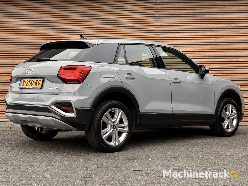Audi Q2 35 TFSI Business Edition Camera / Clima / Stoelverwarming / Carplay