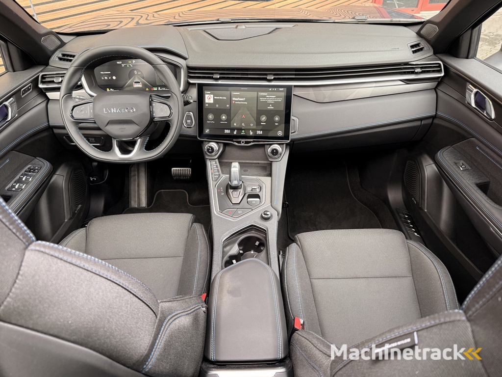 Lynk & Co 01 1.5 Black-Style Panodak / Zwarte hemel / 360* Camera / Navi / Clima