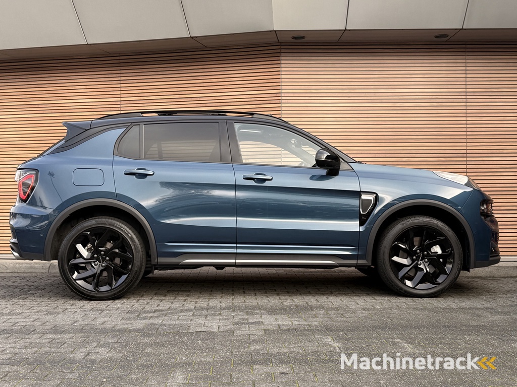 Lynk & Co 01 1.5 Black-Style Panodak / Zwarte hemel / 360* Camera / Navi / Clima