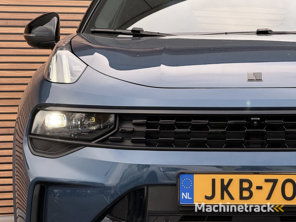 Lynk & Co 01 1.5 Black-Style Panodak / Zwarte hemel / 360* Camera / Navi / Clima