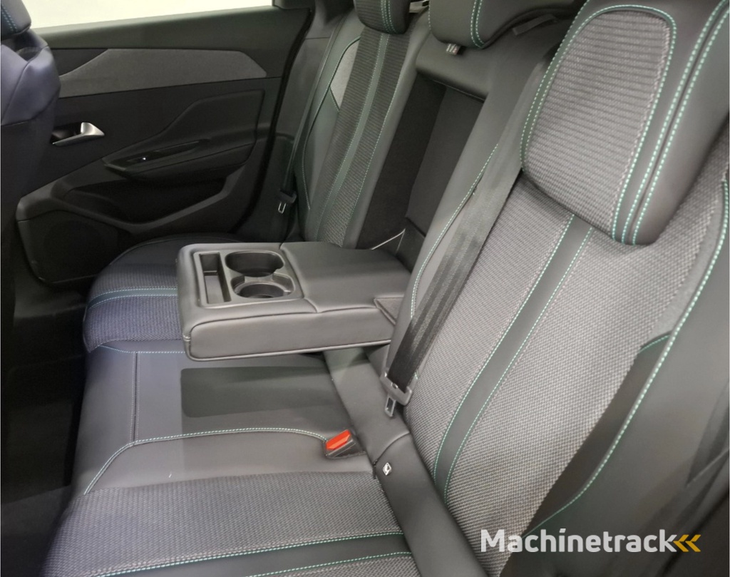 Peugeot 308 SW 1.2 Hybrid 136 e-DCS6 Allure 360 Camera / Navigatie / Lage km stand