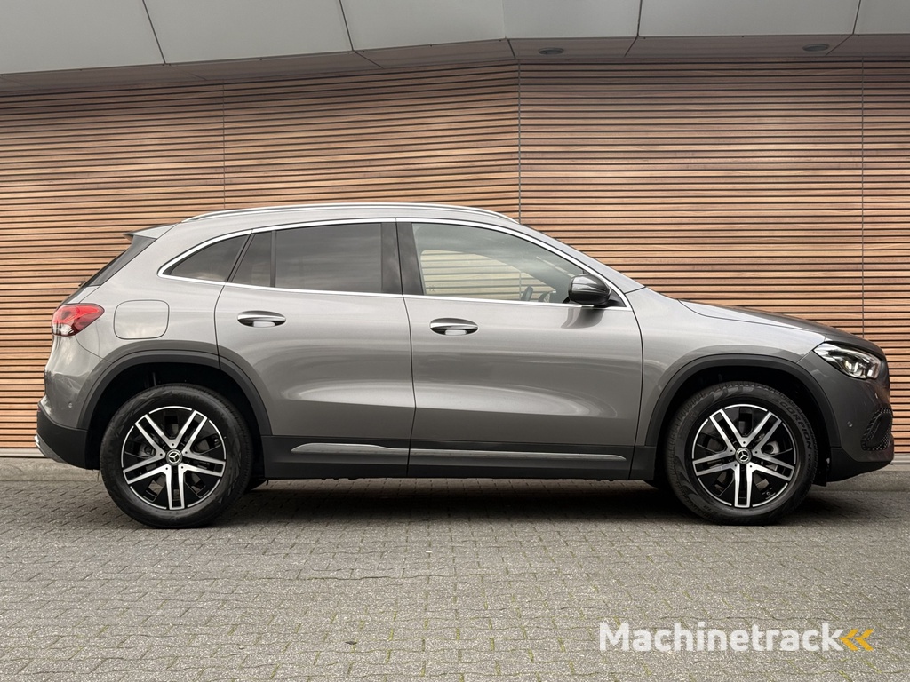 Mercedes-Benz GLA-klasse 250 e Luxury Line Stoelverwarming / Navigatie / Camera