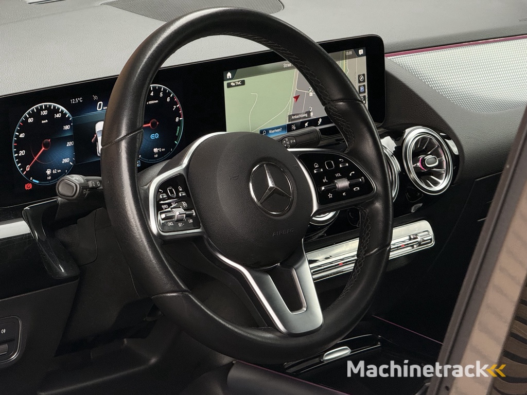 Mercedes-Benz GLA-klasse 250 e Luxury Line Stoelverwarming / Navigatie / Camera