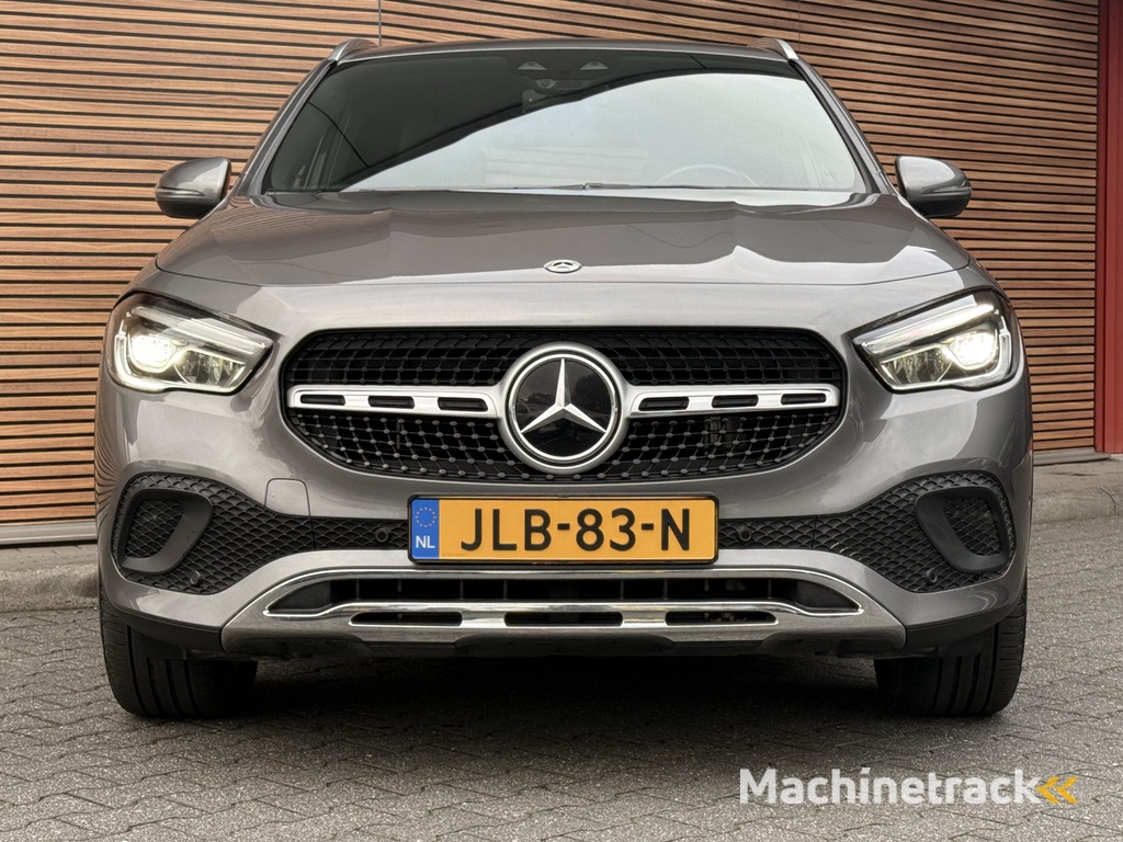 Mercedes-Benz GLA-klasse 250 e Luxury Line Stoelverwarming / Navigatie / Camera