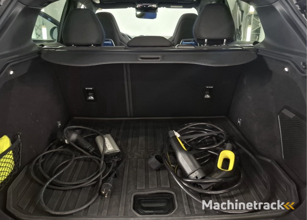 Lynk & Co 01 1.5 Zwarte hemelbekleding / 360 Camera / Navigatie