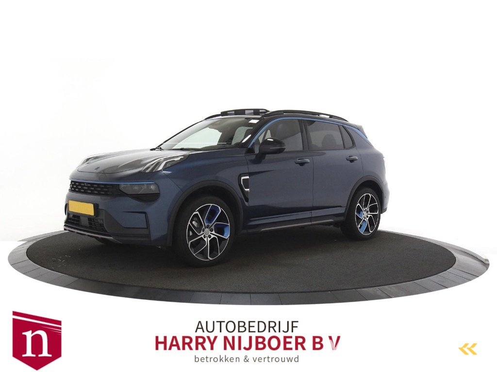 Lynk & Co 01 1.5 Zwarte hemelbekleding / Pack Black nieuwe foto's volgen