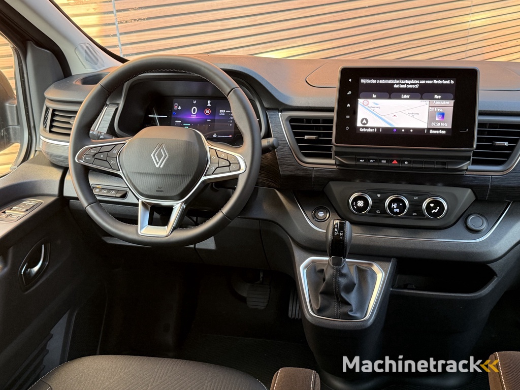 Renault Trafic 2.0 Blue dCi EDC 170 T29 L2H1 Extra DC Dubbele Schuifdeur / Betimmering / Trekhaak / Navi / Cruise / Camera
