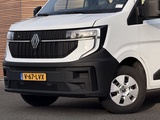 Miniaturansicht von Renault Master T35 2.0 dCi 170 L3H1 Oprijwagen Navi By App / Cruise / Airco / Trekhaak