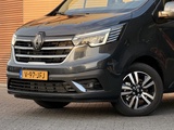 Minituur van Renault Trafic 2.0 Blue dCi EDC 170 T29 L2H1 Extra DC Dubbele Schuifdeur / Betimmering / Trekhaak / Navi / Cruise / Camera