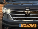 Minituur van Renault Trafic 2.0 Blue dCi EDC 170 T29 L2H1 Extra DC Dubbele Schuifdeur / Betimmering / Trekhaak / Navi / Cruise / Camera