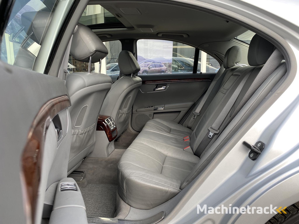 Mercedes-Benz S-klasse 500 | Stoelventilatie | Stoelgeheugen | Luchtvering | Schuif/kanteldak | Softclose | Xenon |