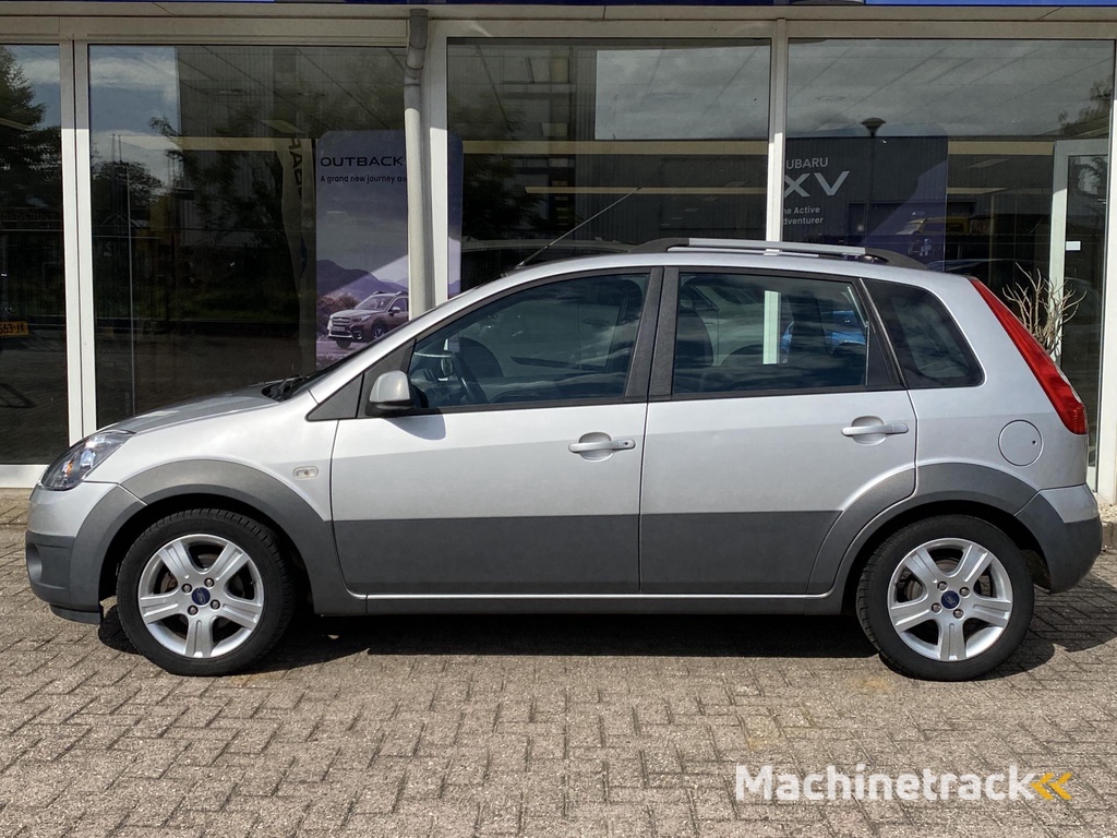 Ford Fiesta 1.4-16V Crossroad