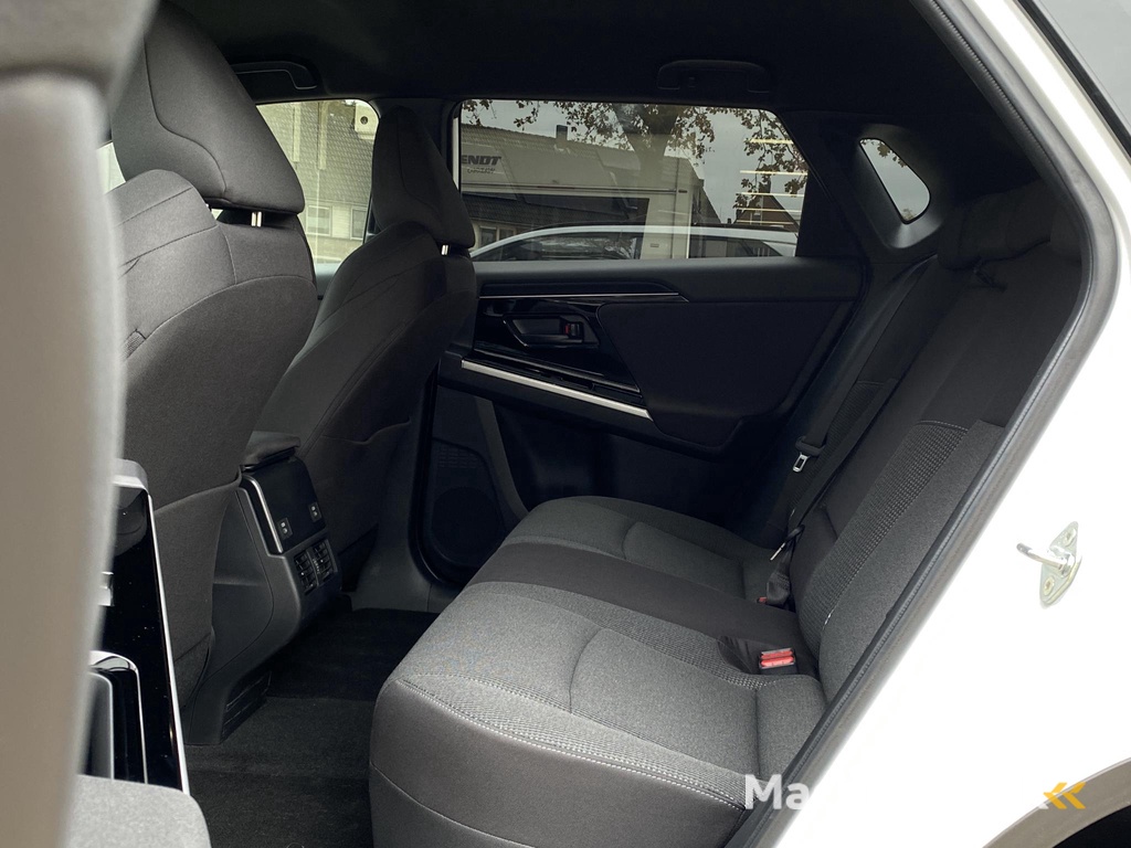 Subaru Solterra 71 kWh | Garantie tot 2028 | Stoelverwarming | 360 graden camera| Adaptieve Cruise Control | Keyless Entry | Voorruitverwarming | Ledverlichting | Apple Carplay/Android Auto |