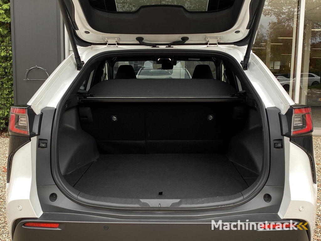 Subaru Solterra 71 kWh | Garantie tot 2028 | Stoelverwarming | 360 graden camera| Adaptieve Cruise Control | Keyless Entry | Voorruitverwarming | Ledverlichting | Apple Carplay/Android Auto |