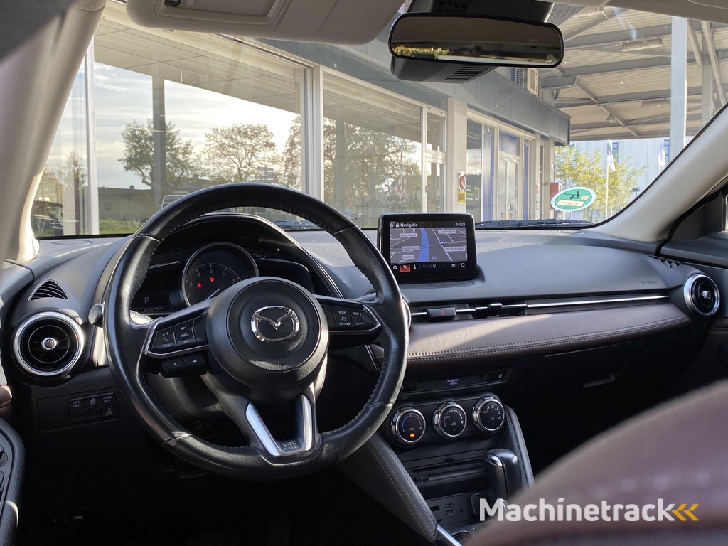Mazda CX-3 2.0 SkyActiv-G 120 GT-Luxury | Lederen Bekleding Donkerbruin | Stoelgeheugen + Verwarming  | Head-Up Display | Trekhaak | Camera | Navigatie | Ledverlichting |