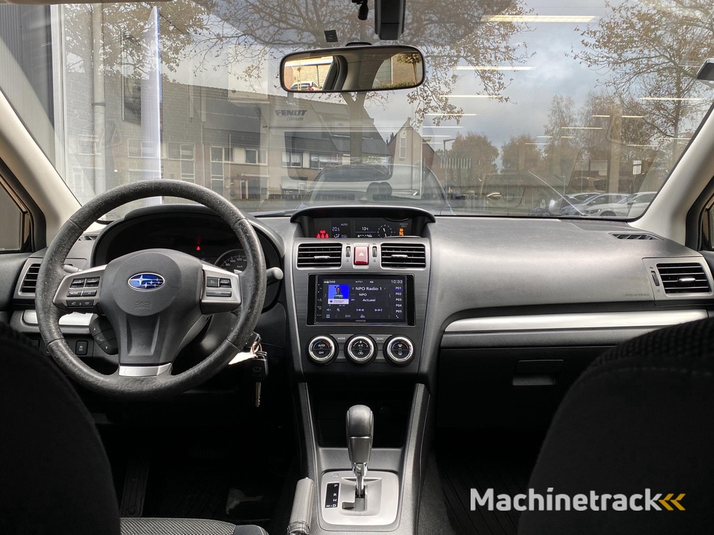 Subaru XV 2.0i Comfort AWD | Stoelverwarming | Cruise Control | Apple Carplay/Andorid Auto | Achteruitrijcamera | Klimaat Controle | Trekhaak Afneembaar |