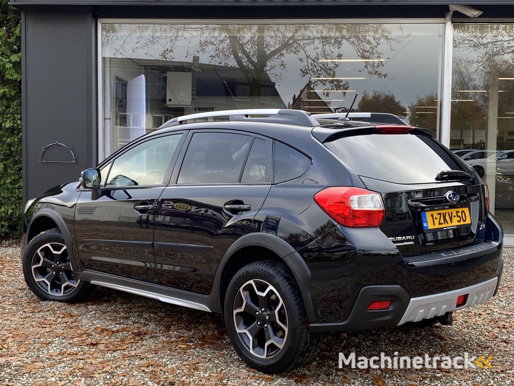 Subaru XV 2.0i Comfort AWD | Stoelverwarming | Cruise Control | Apple Carplay/Andorid Auto | Achteruitrijcamera | Klimaat Controle | Trekhaak Afneembaar |