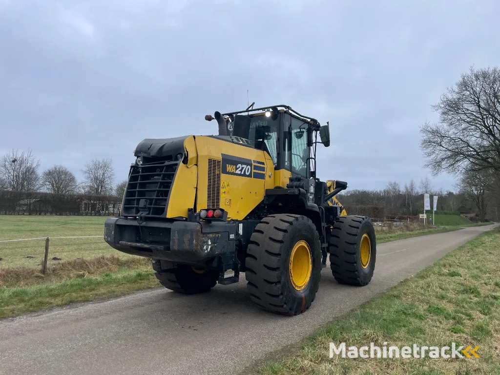 Komatsu WA 270 Wheelloader