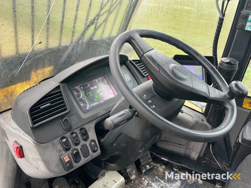 Komatsu WA 270 Wheelloader