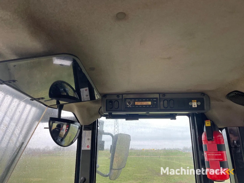 Komatsu WA 270 Wheelloader