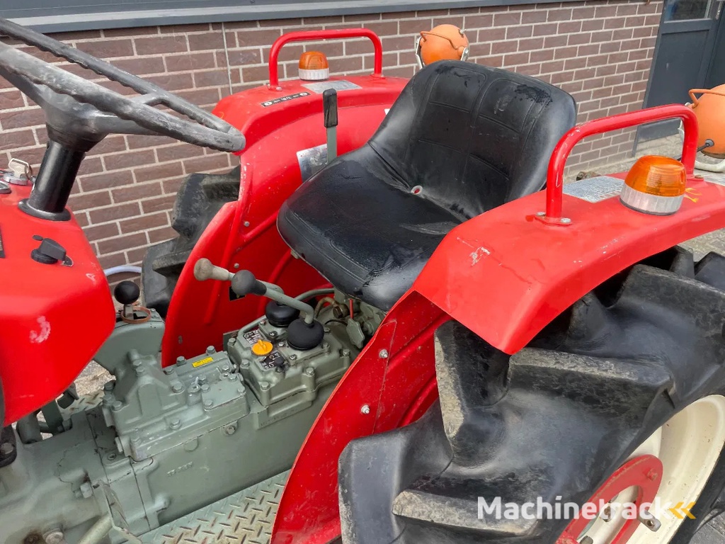 Yanmar YM 2210 mini tractor 22 pk compact tractor kubota iseki