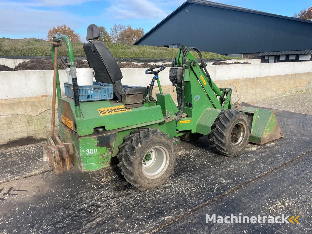 Striegel 300 mini shovel mini Loader Weidemann Schaffer Giant