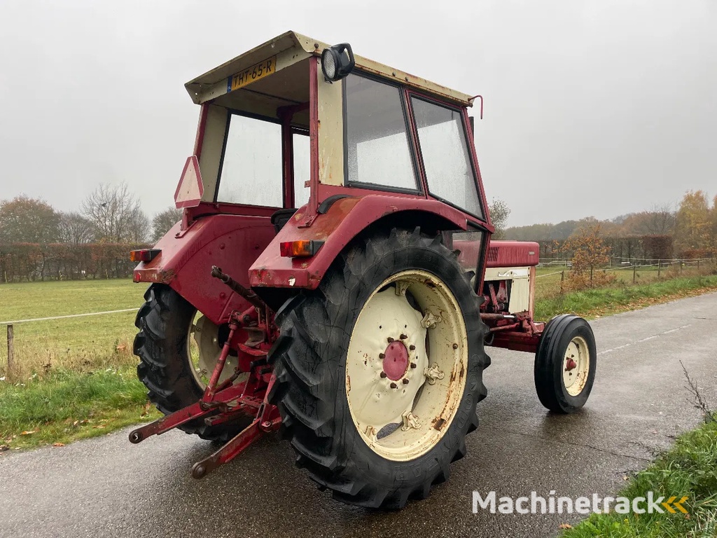 International 644 met stuurbekrachtiging case ih MARGE