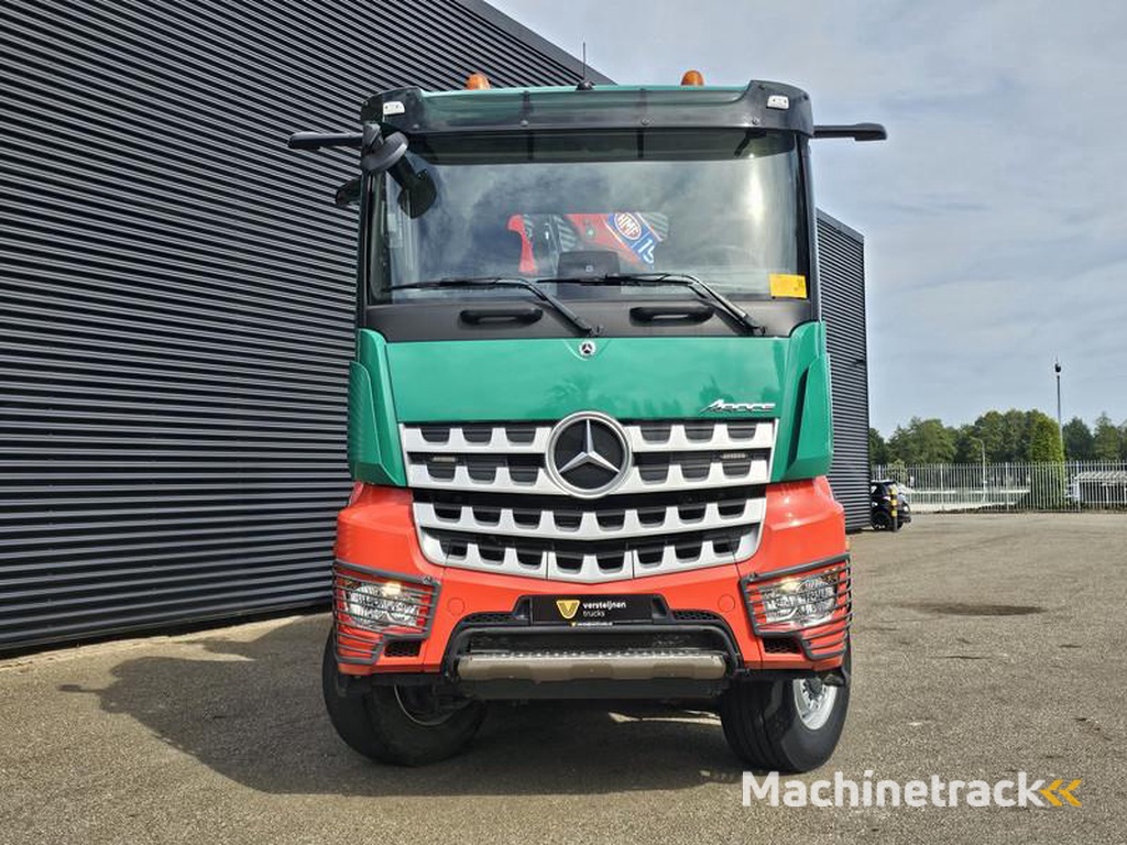 Mercedes AROCS 4145 / 8X6 / TIPPER + HMF CRANE