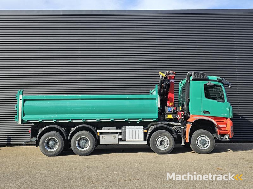 Mercedes AROCS 4145 / 8X6 / TIPPER + HMF CRANE