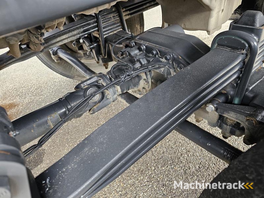 Mercedes AROCS 4145 / 8X6 / TIPPER + HMF CRANE